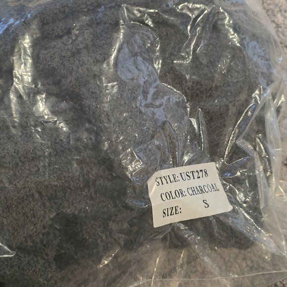 NWT: POL Love Life Sweater - Picture 8 of 8